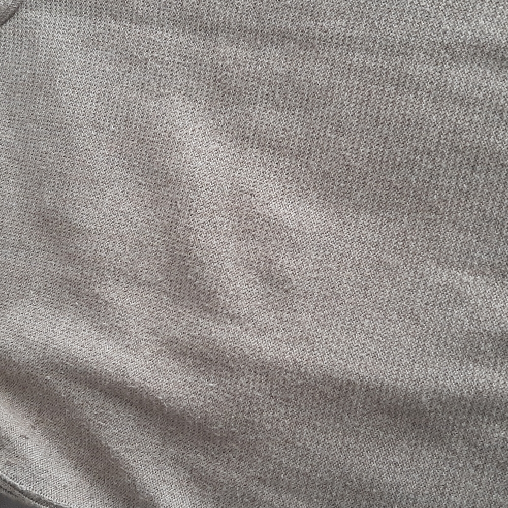 Sweater - Picture 2 of 4